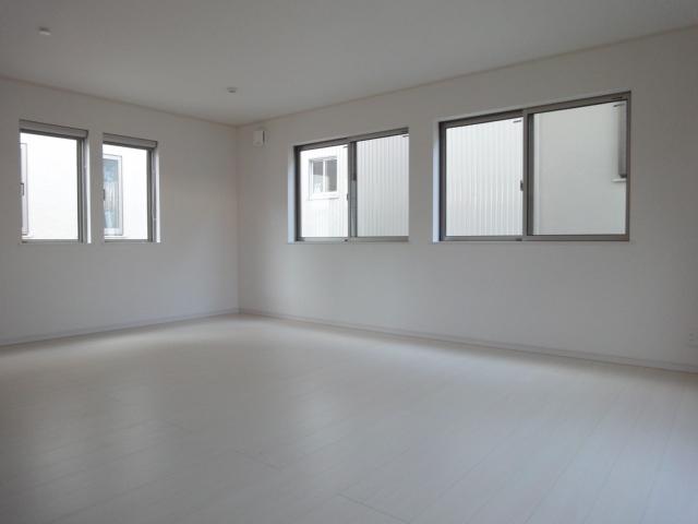 Living. Indoor (11 May 2013) Shooting