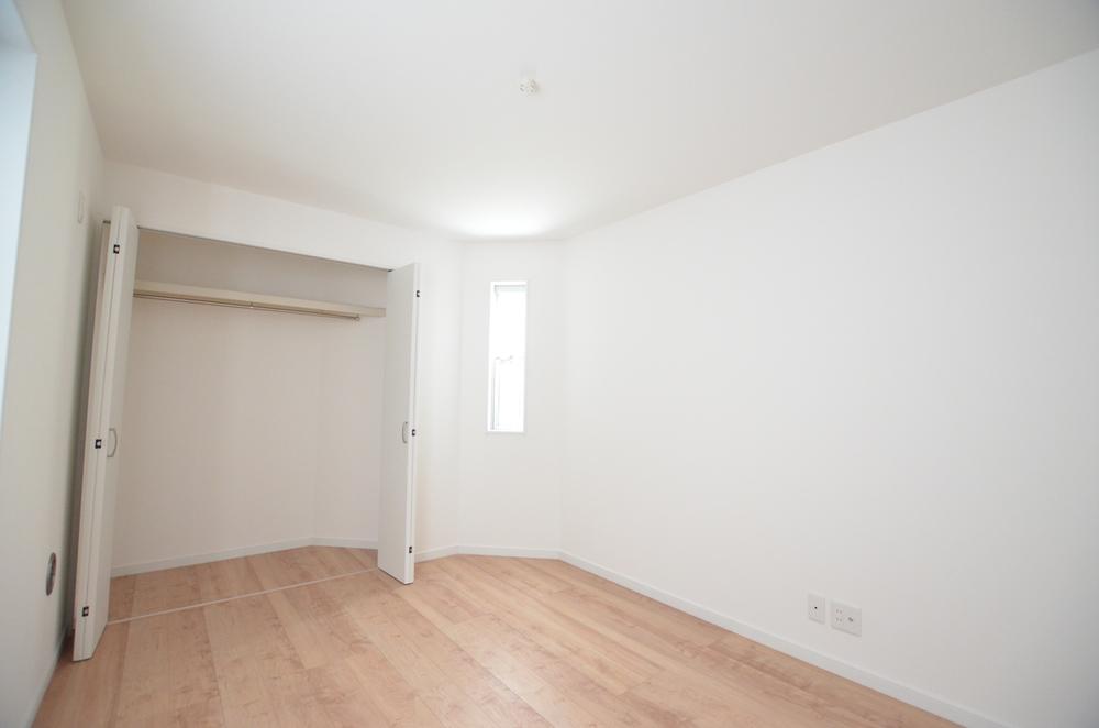 Same specifications photos (Other introspection). It will be in the same specification