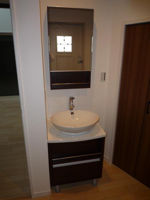 Same specifications photos (Other introspection)