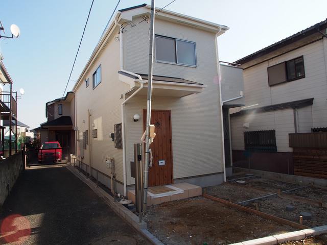 Local photos, including front road