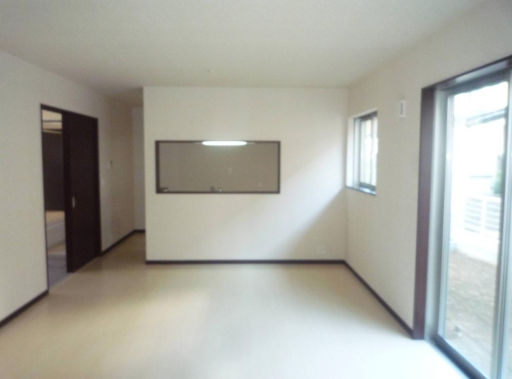 Living. 16 Pledge of LDK. Easy-to-use face-to-face kitchen!