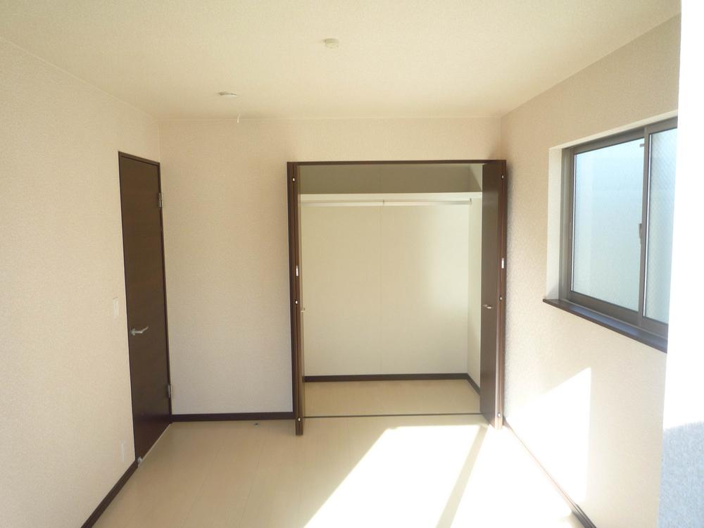 Non-living room. 2 Kaiyoshitsu 6 Pledge