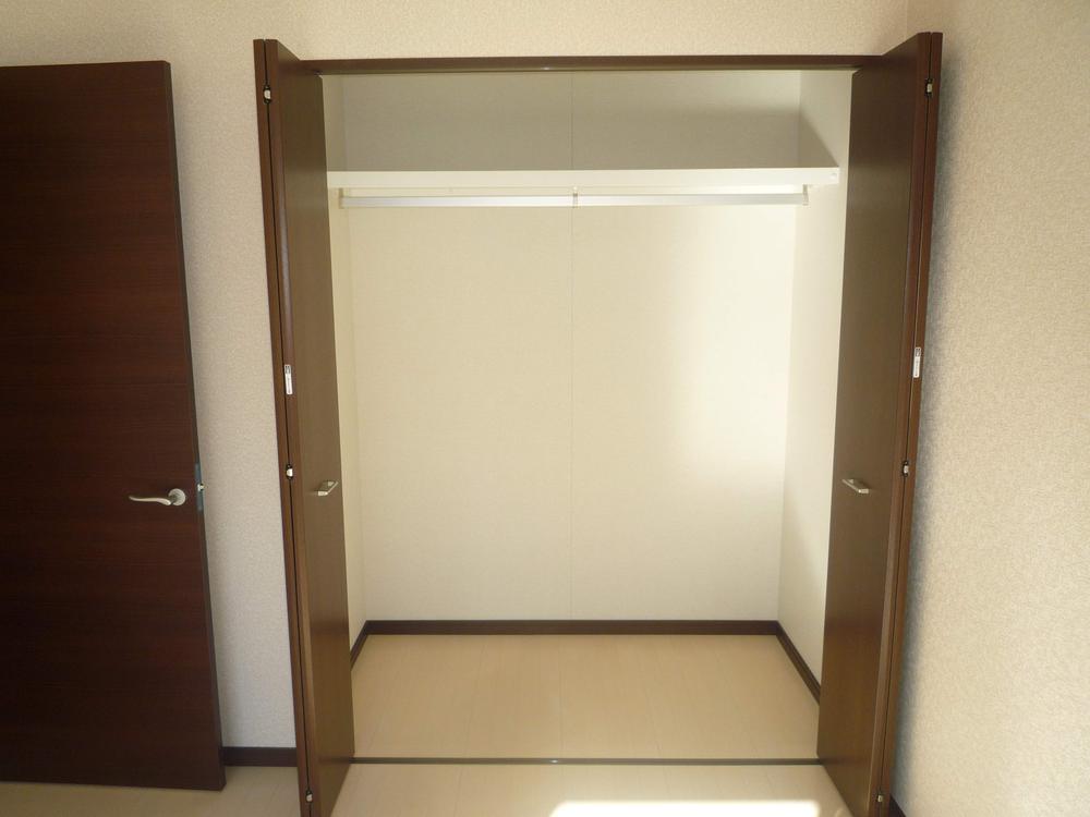 Receipt. Second floor 6 Pledge Western-style Receipt