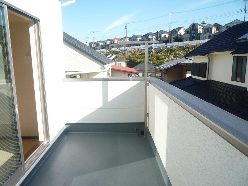 Balcony. Spread of balcony!