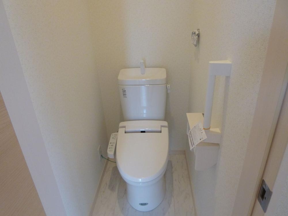 Toilet. Example of construction