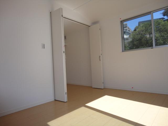 Non-living room. Indoor (September 2013) Shooting