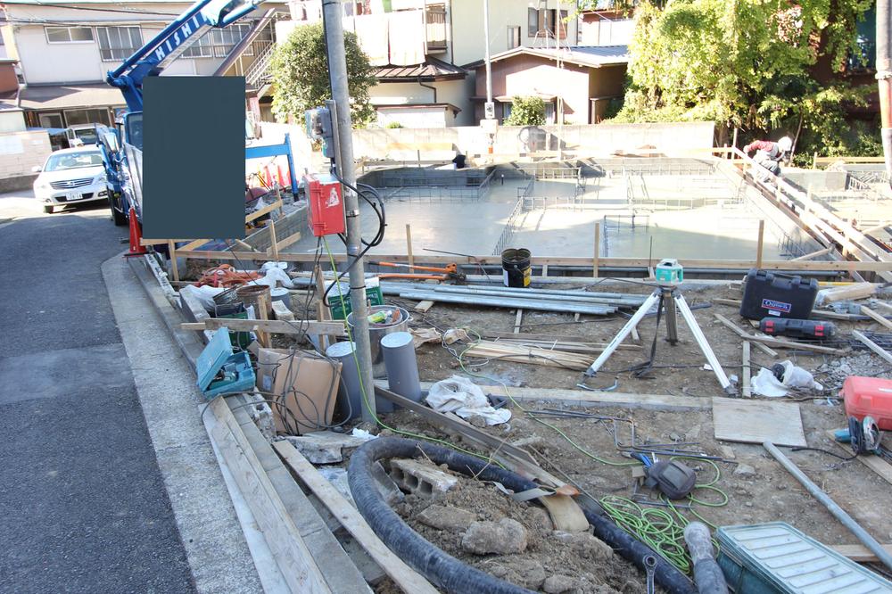 Local appearance photo. 2 Building site (November 2013) Shooting