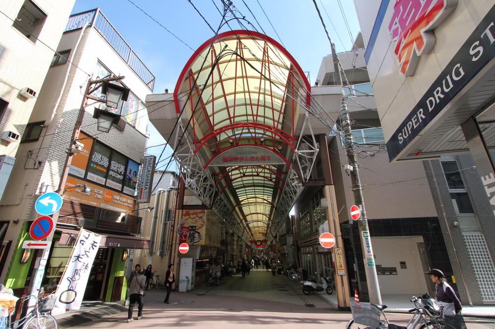 Other Environmental Photo. Gumyoji Kannon 1980m to street