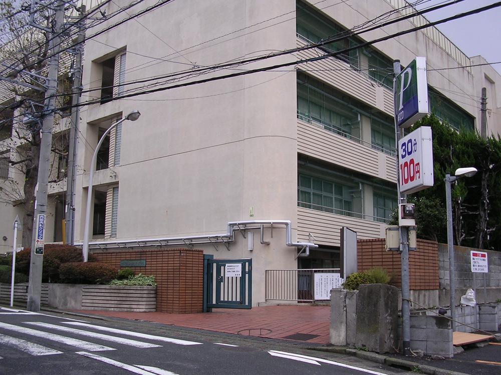Other. Heiraku junior high school, 200m from local