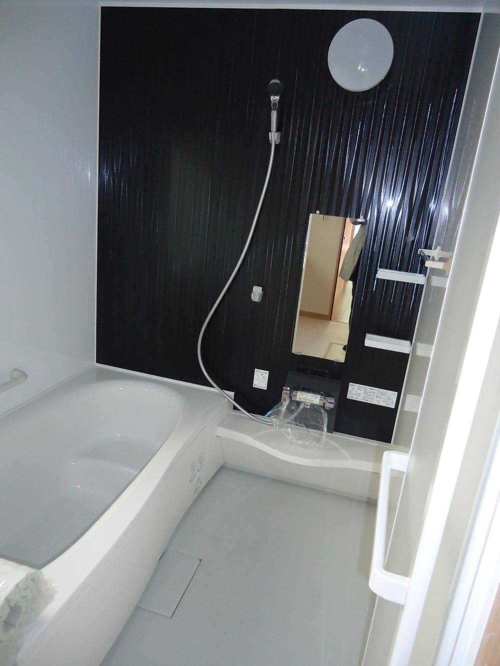 Bathroom. Indoor (11 May 2013) Shooting