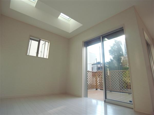 Living. Living 2013 / 08 shooting