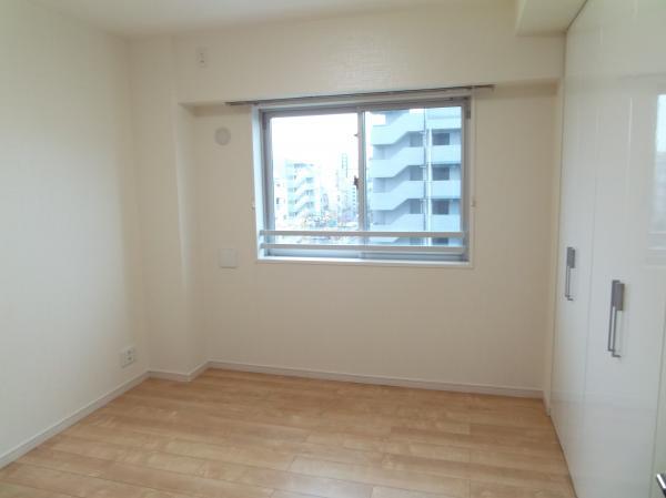 Non-living room