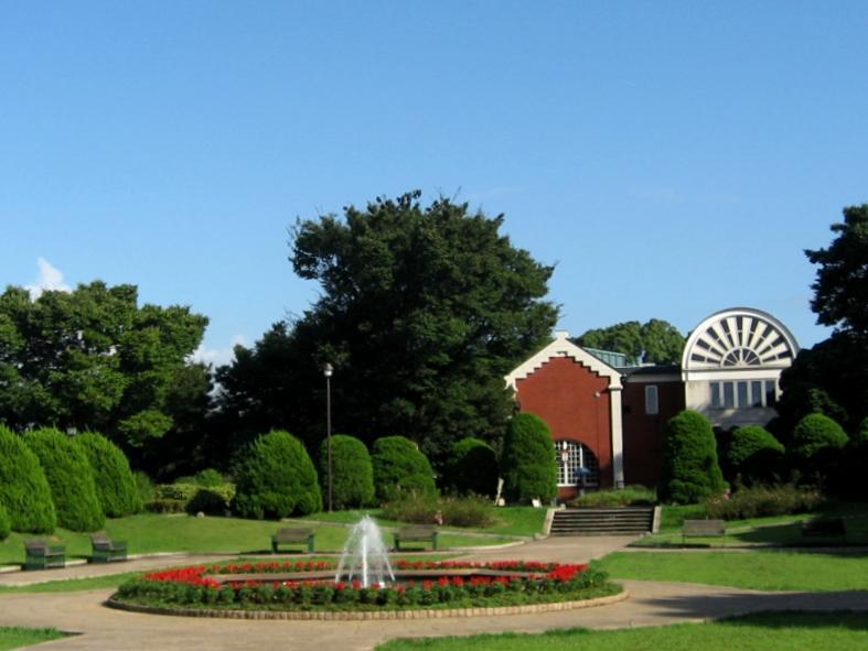 park. Also living area hill park with views of the harbor