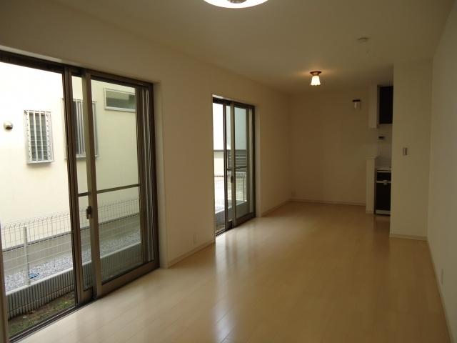 Living. 15.25 Pledge of LDK!