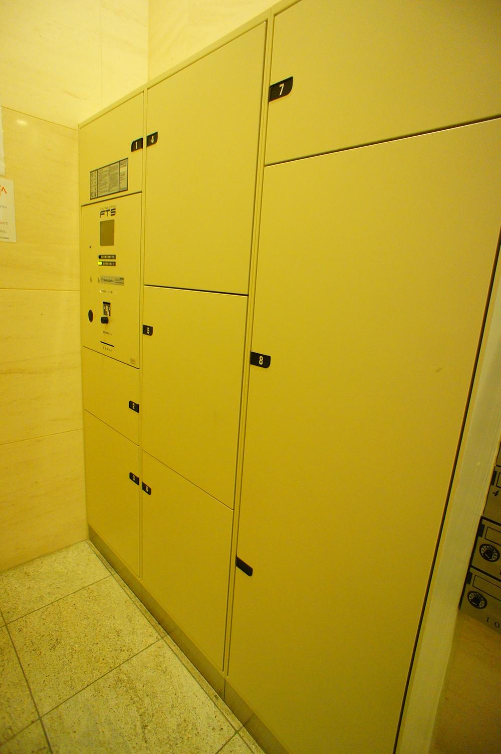 Other common areas. Courier BOX corner (January 2013) Shooting