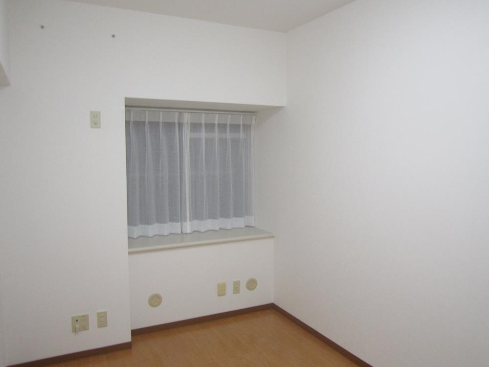 Non-living room