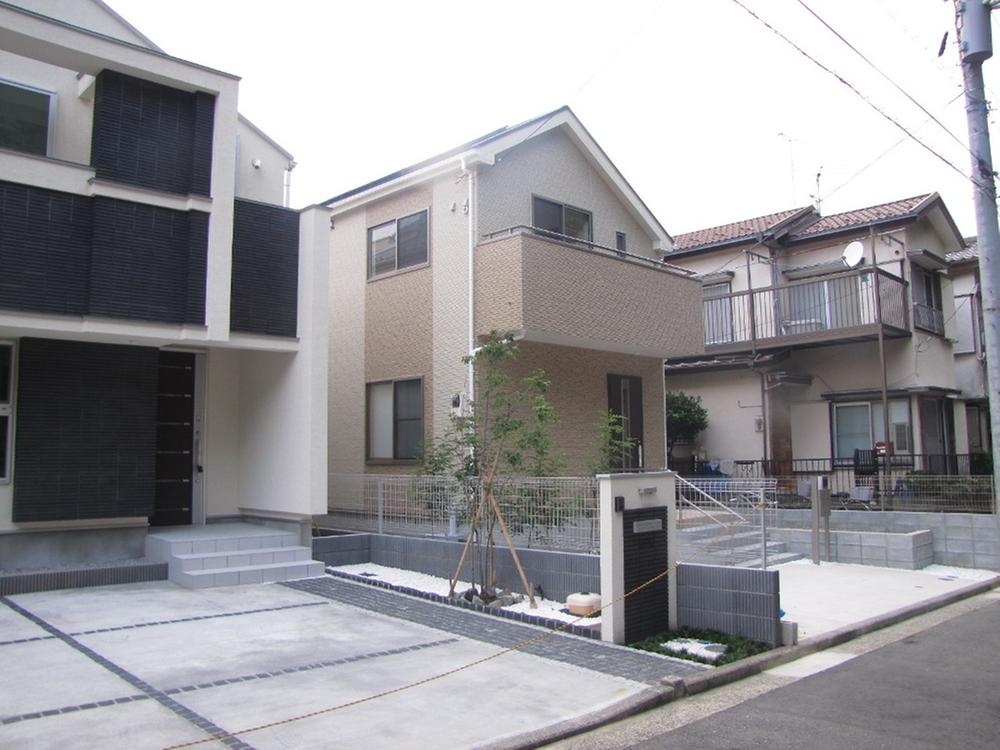 Local appearance photo. Local (August 2013) Shooting