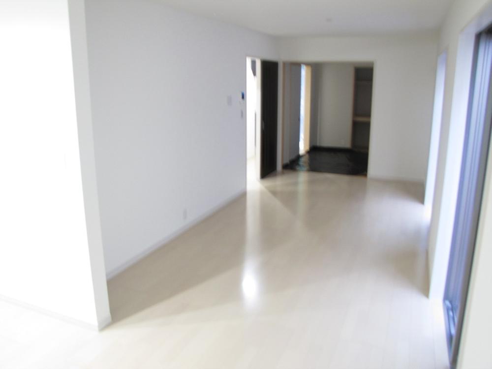 Non-living room. Local (August 2013) Shooting