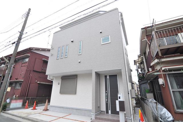 Local appearance photo