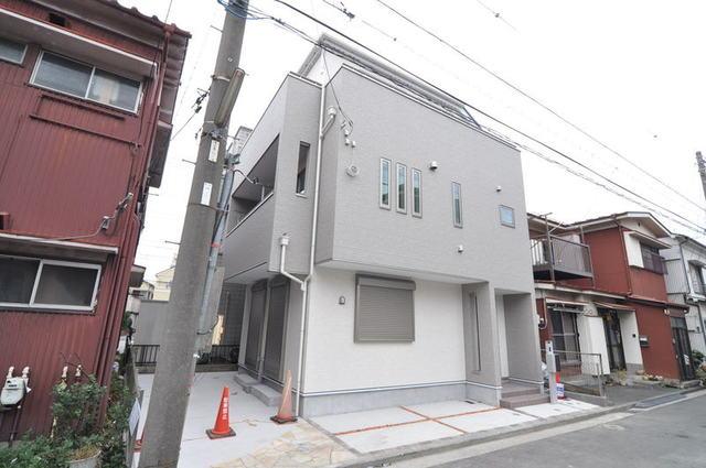 Local photos, including front road