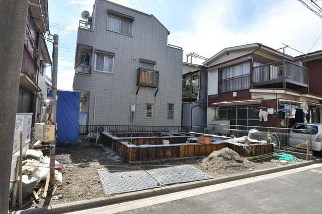 Local photos, including front road