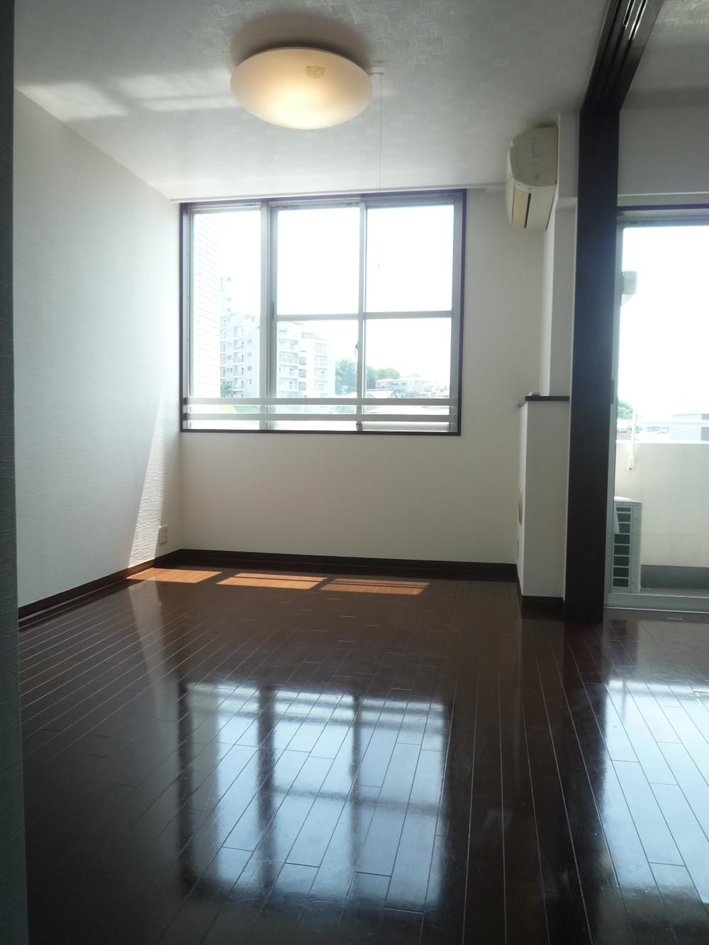 Living. The room with a sense of openness