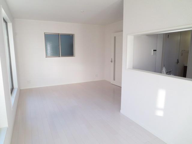 Living. Indoor (11 May 2013) Shooting