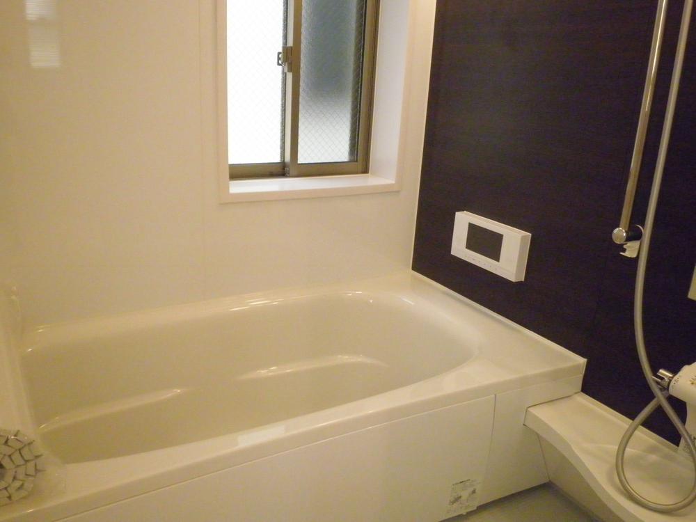 Bathroom. Indoor (20 years) Shooting