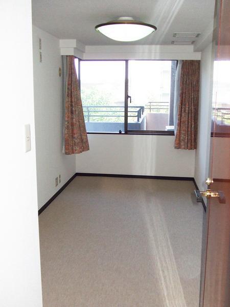 Non-living room