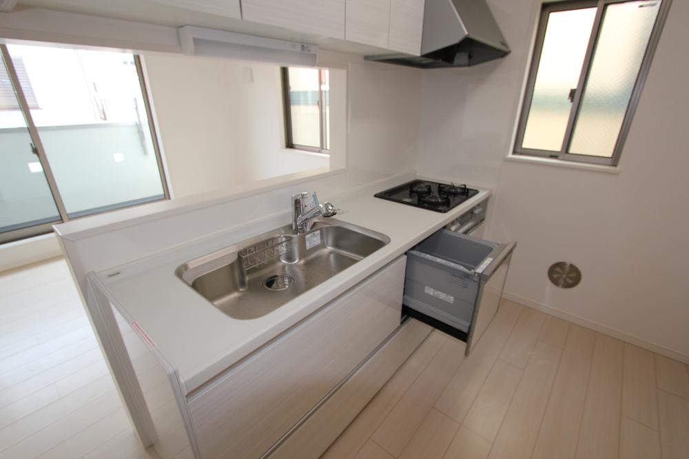 Kitchen. Indoor (September 2013) Shooting