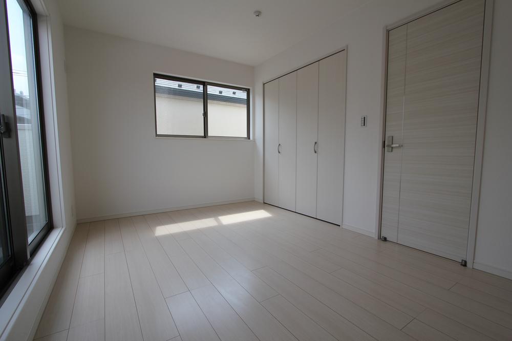 Non-living room. Indoor (September 2013) Shooting