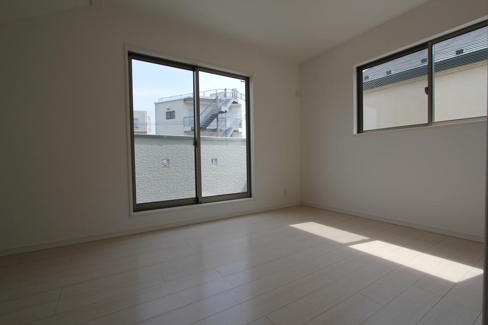 Non-living room. Indoor (September 2013) Shooting