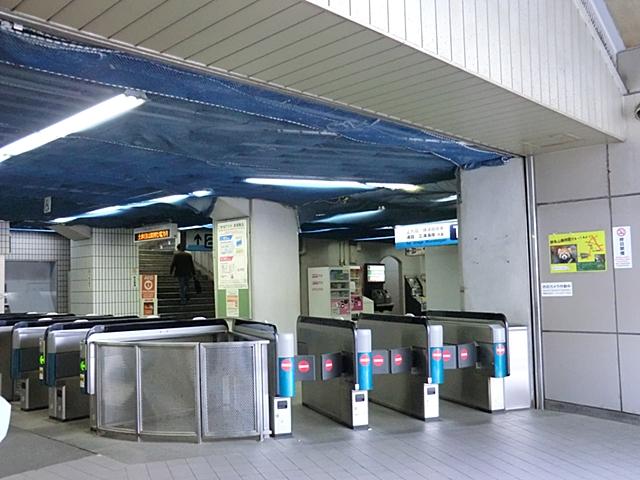 station. Kyokyusen "Hinodecho" Available also 420m Keikyu line to the station. Since the Airport express is stop right it is useful when you go to Haneda.