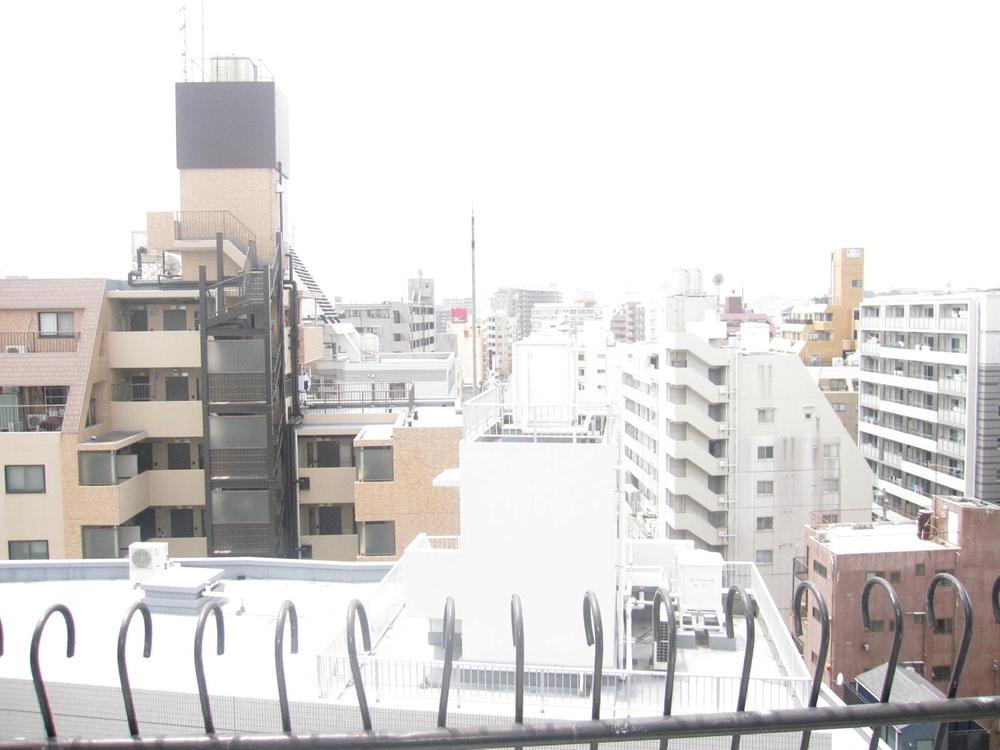 View photos from the dwelling unit. And southwest side 2 room is not facing the balcony, You can get open-minded view.