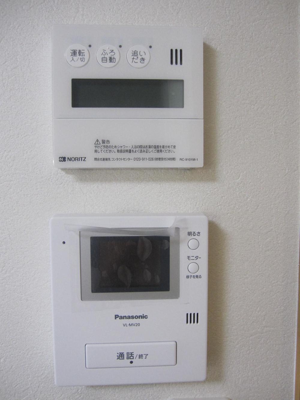 Security equipment. It can be confirmed by monitoring the face of visitors, It is safe.