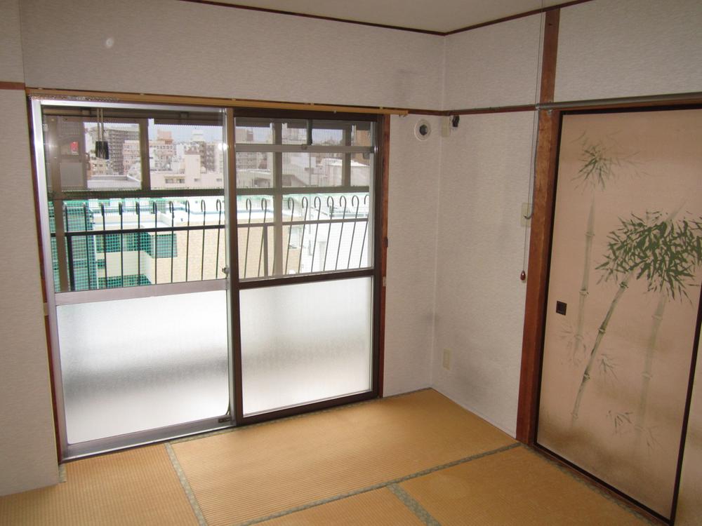 Non-living room