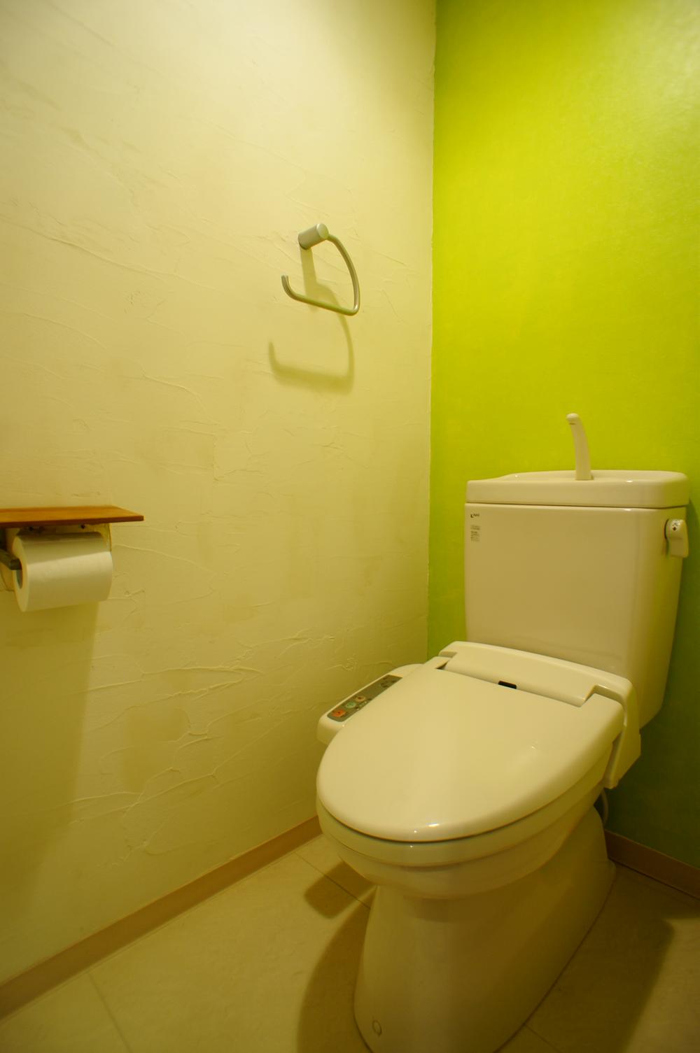 Toilet. Toilet (September 2013) Shooting