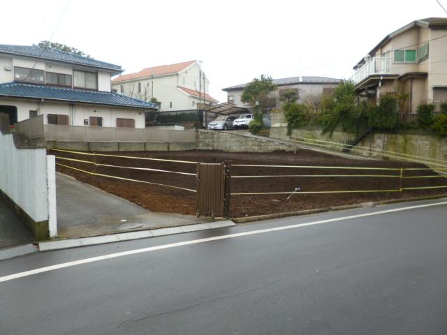 Local land photo. Local (12 May 2013) Shooting