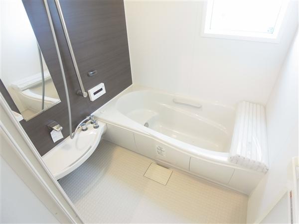 Bathroom. Bathroom 2013 / 12 shooting