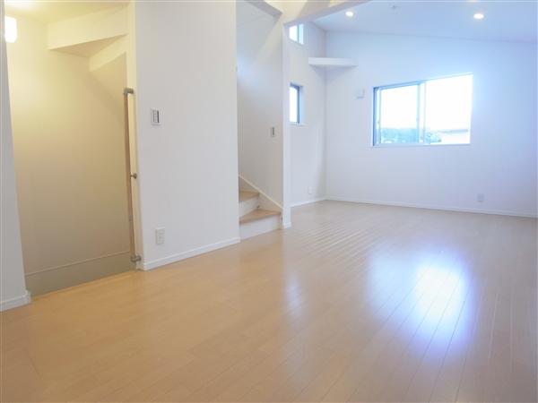 Living. Living 2013 / 09 shooting