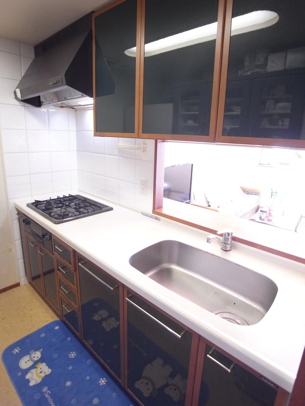 Kitchen. Kitchen (12 May 2013) Shooting ※ Furniture and furnishings are not included in the sale price.