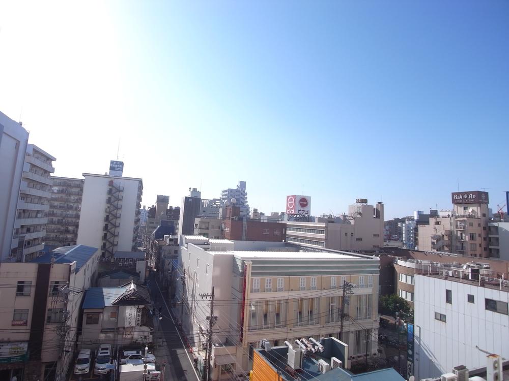 View photos from the dwelling unit. View from the balcony (11 May 2013) Shooting