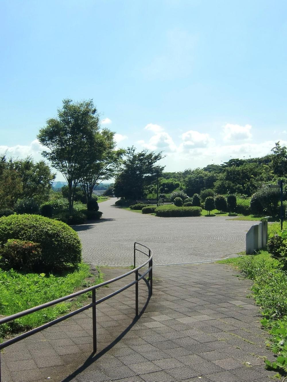 park. 200m to Honmoku summit park