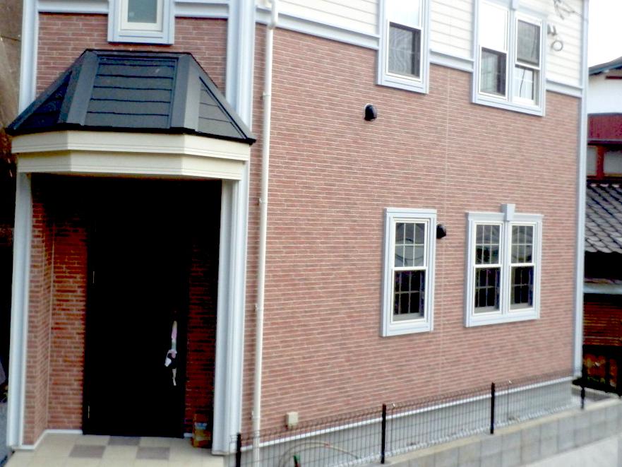 Local appearance photo. It was completed.   ◆ English-style designer house of antique ◆ Appearance is a picture