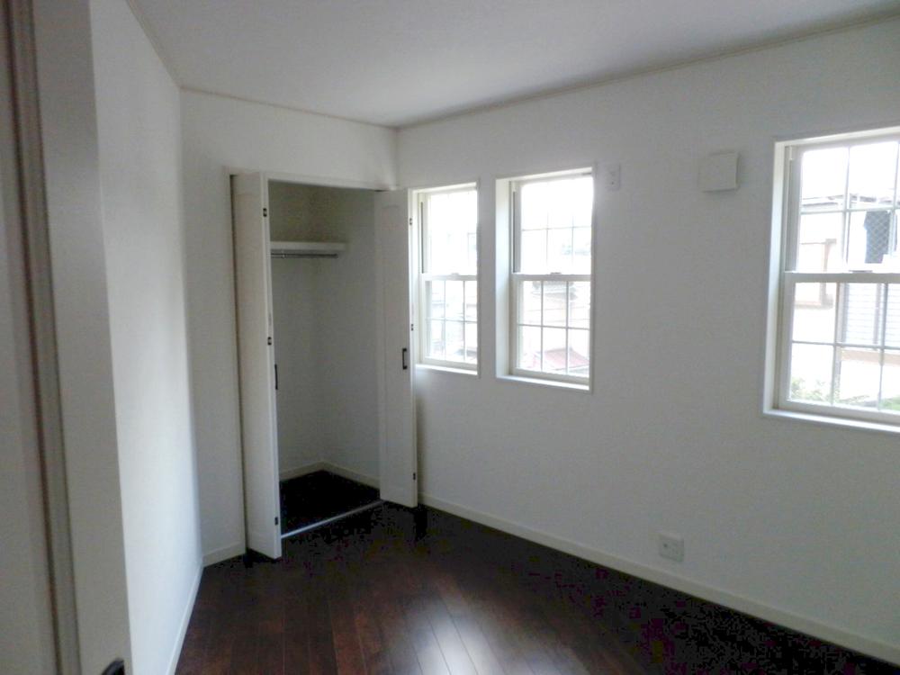 Non-living room. 2013 / 12 indoor shooting Western style room