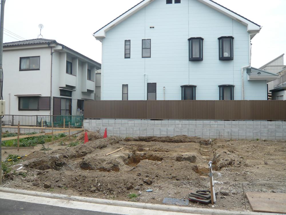 Local appearance photo. Local (11 May 2014) Shooting