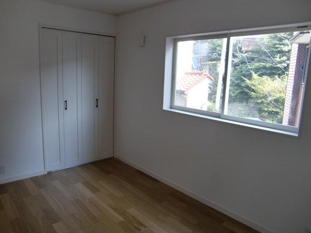 Non-living room. Local (August 2013) Shooting