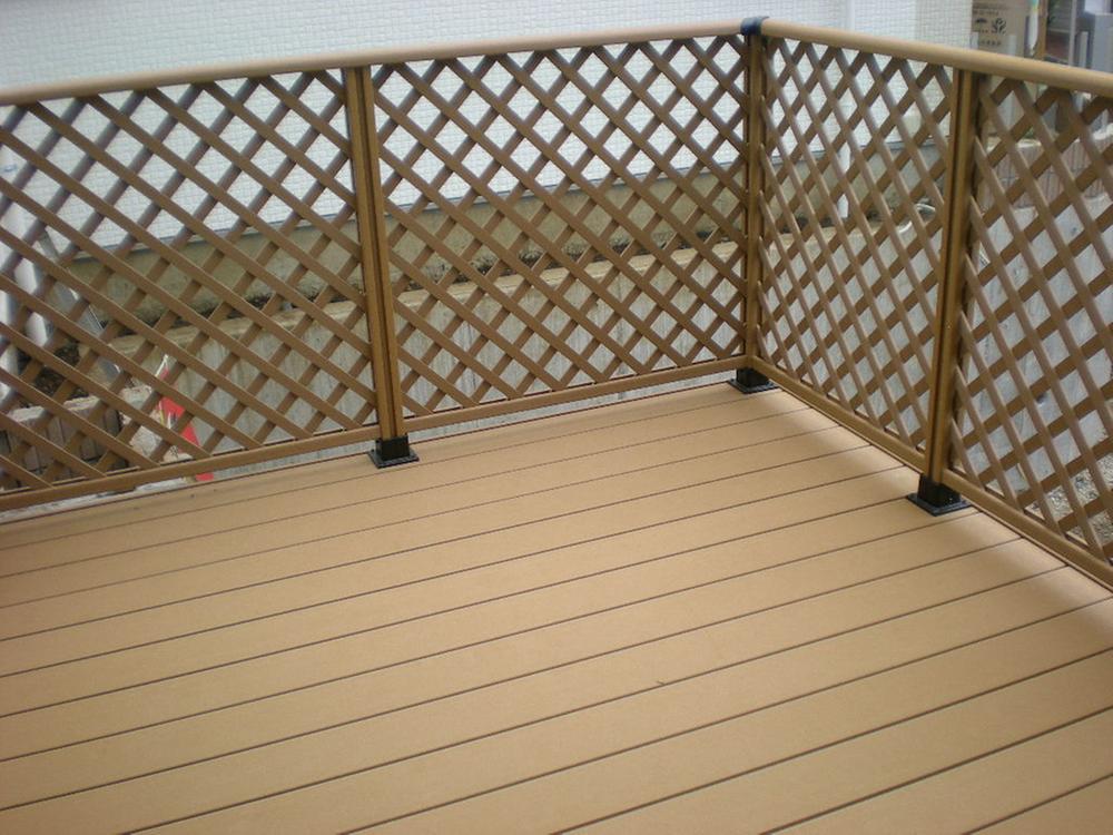 Other. You can enjoy such as a barbecue in the wood deck.
