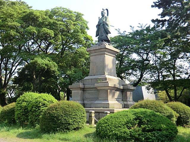 park. 1300m to Kamon mountain park