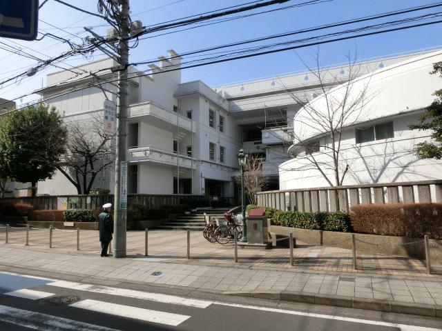 Primary school. Municipal Hon 1000m up to elementary school